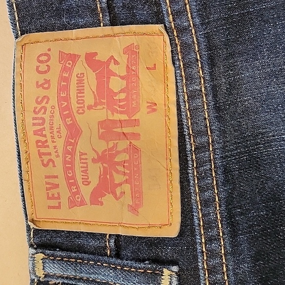 Levi's 541 Athletic Taper Jeans, Size 40x30, Dark Wash, Gently Used Condition - Picture 2 of 13